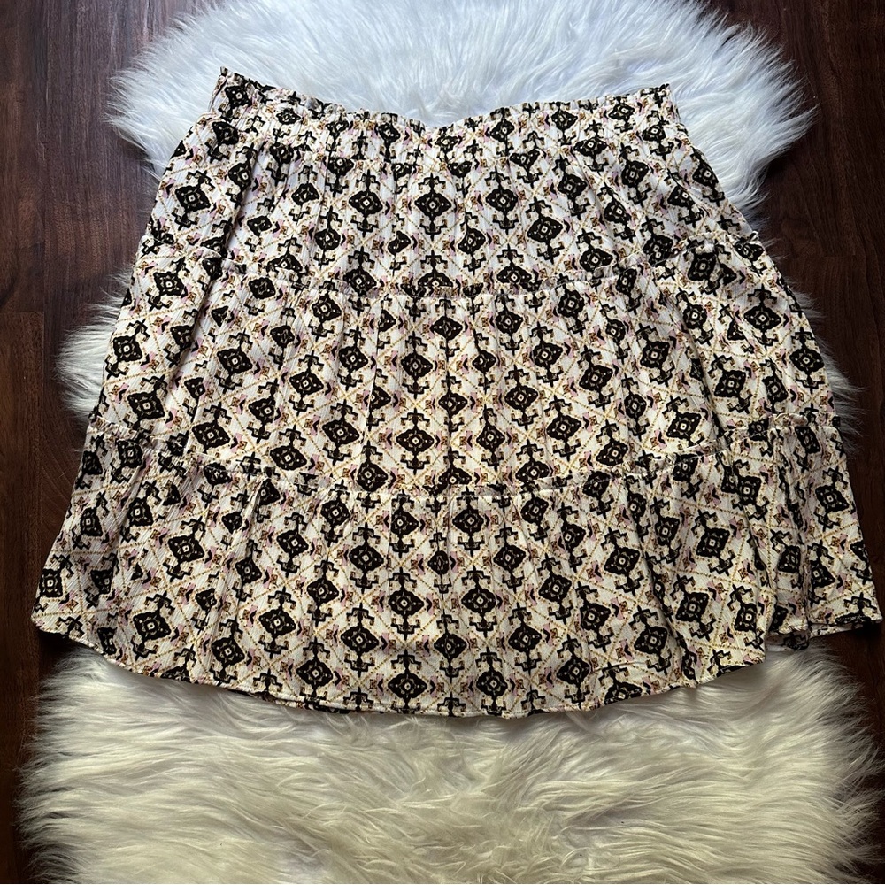 Loft Off-white Geometric Patterned Ruffle Tiered Skirt